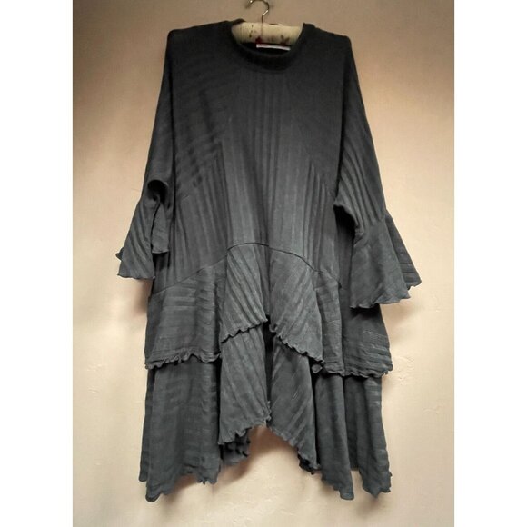 FP Beach Womens Size Large Mock Neck Sweet Rose Tunic Top 3/4 Sleeve Ruffle Gray - Picture 1 of 9